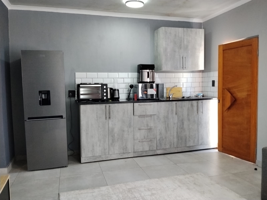 To Let 1 Bedroom Property for Rent in Oos Einde North West